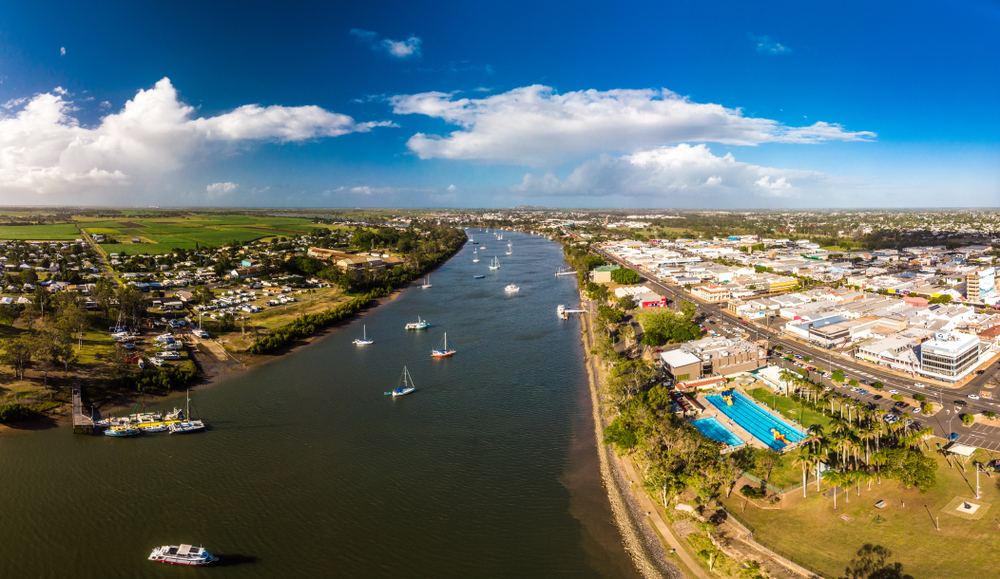 Real Estate in Bundaberg with a wide river in between